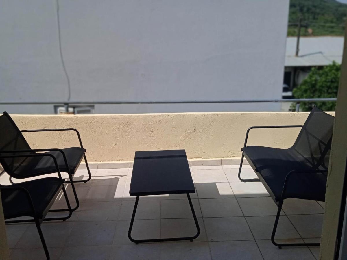 Popi'S Apartment Goníai المظهر الخارجي الصورة