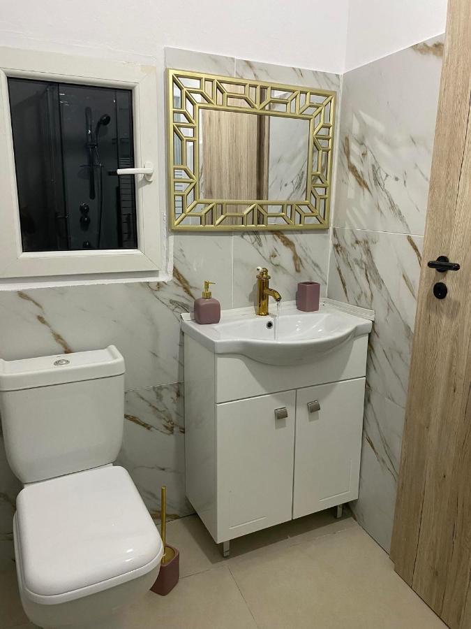 Popi'S Apartment Goníai المظهر الخارجي الصورة