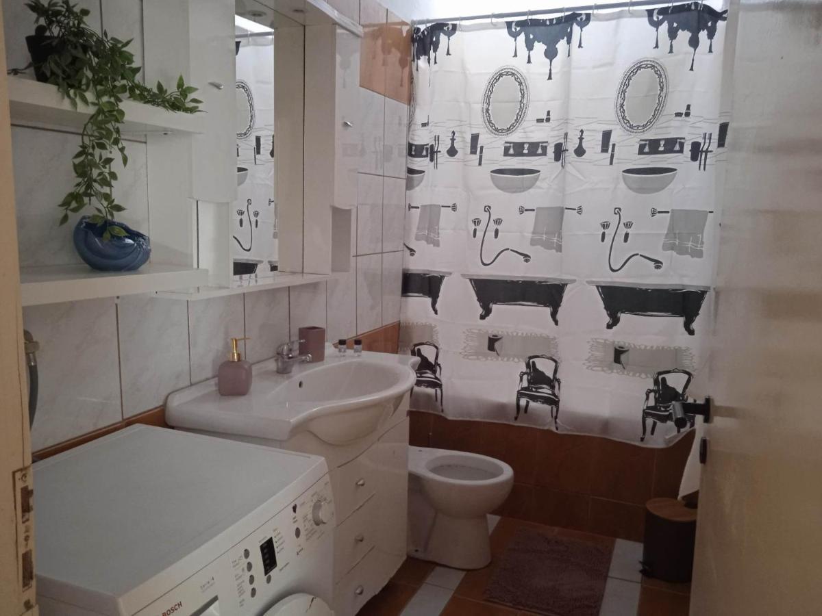 Popi'S Apartment Goníai المظهر الخارجي الصورة